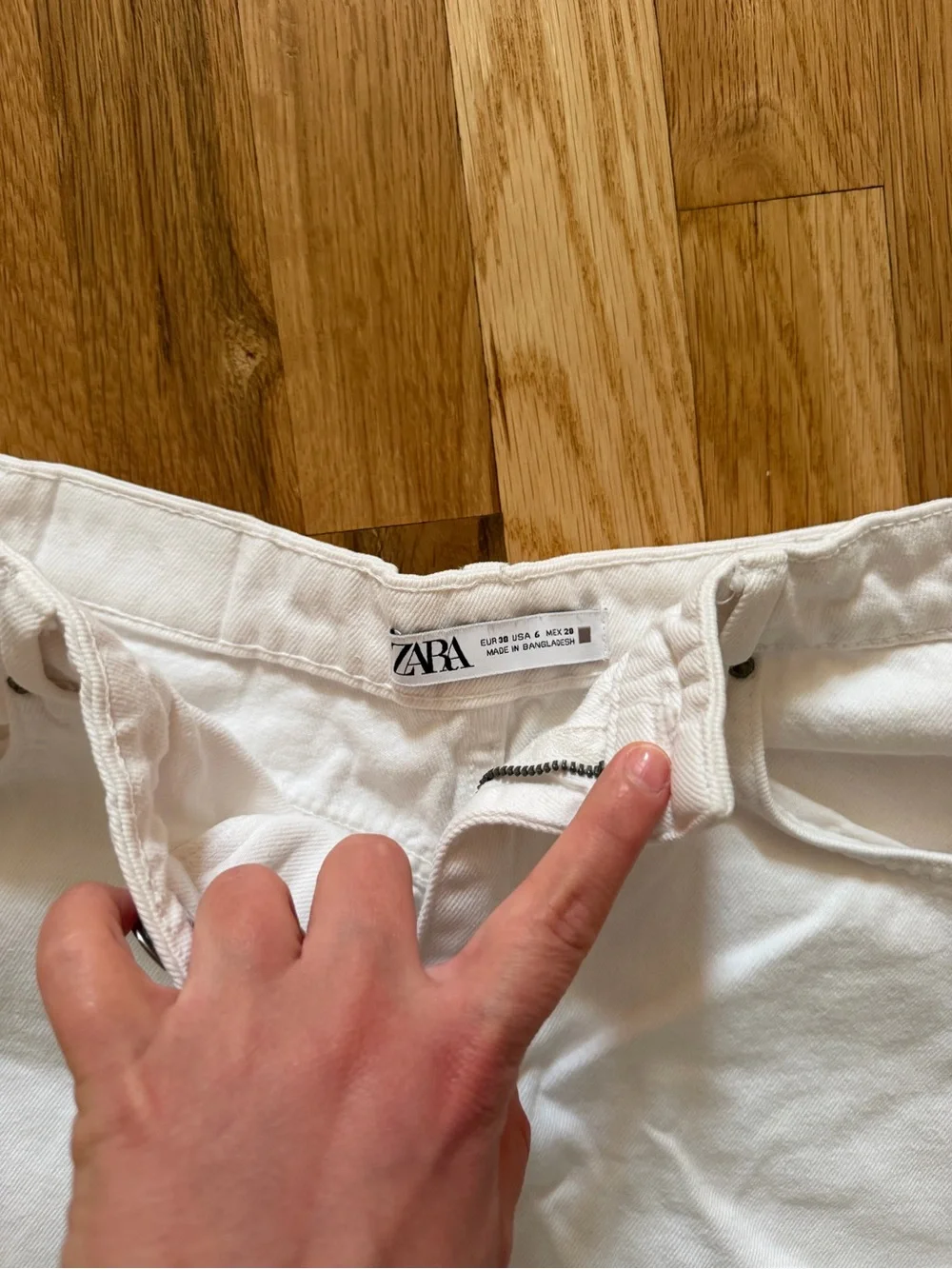 Zara white denim shorts 6